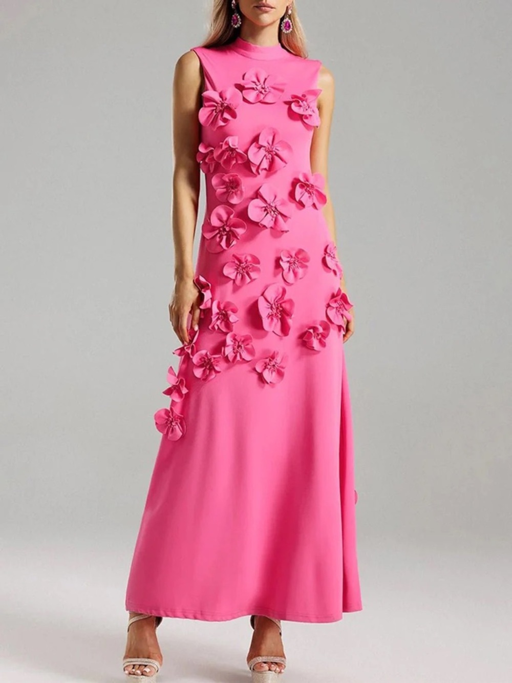 NWT Ava Floral Appliqué Maxi- Pink